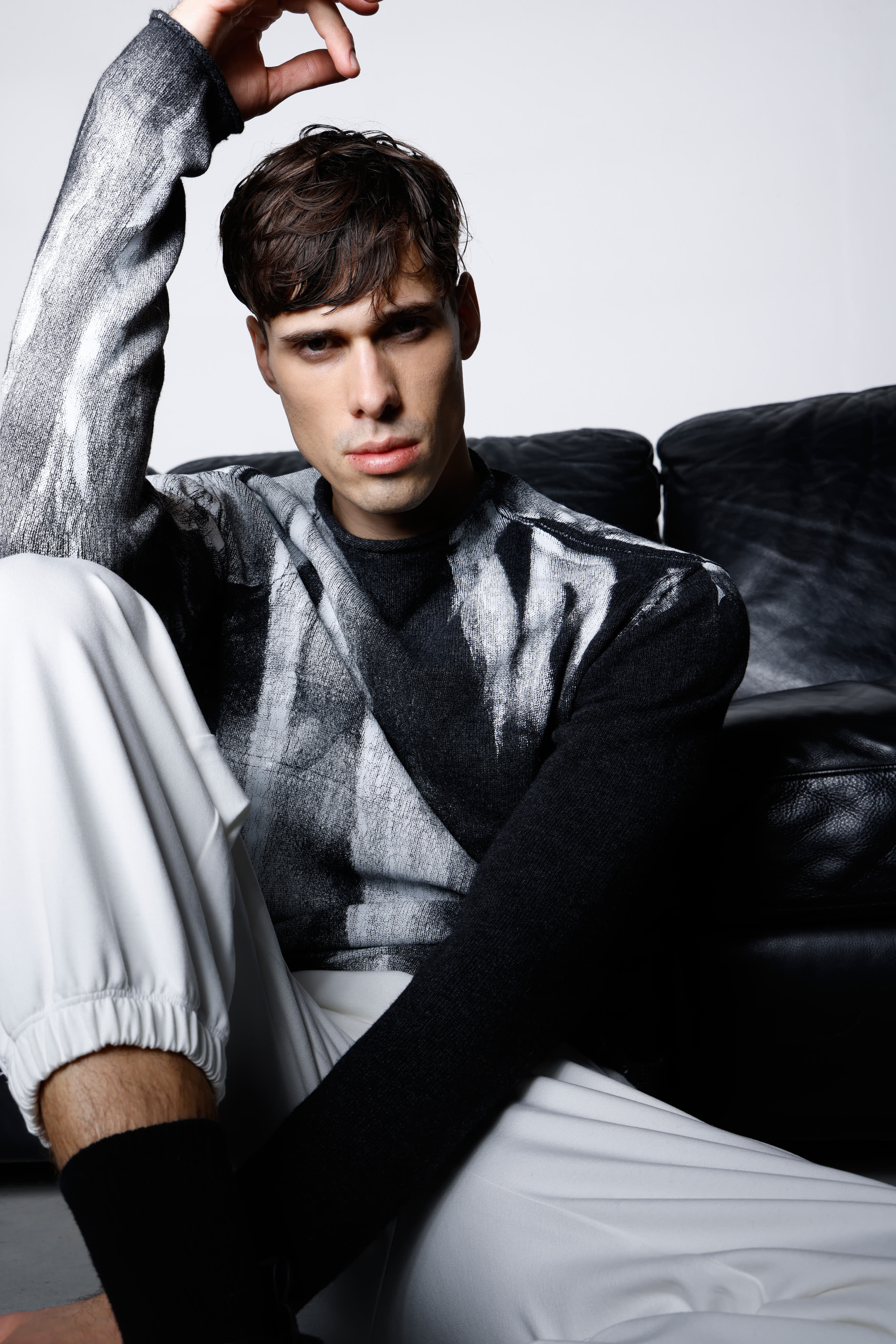 Men's soft medium neck sweater MKN020 SH 4