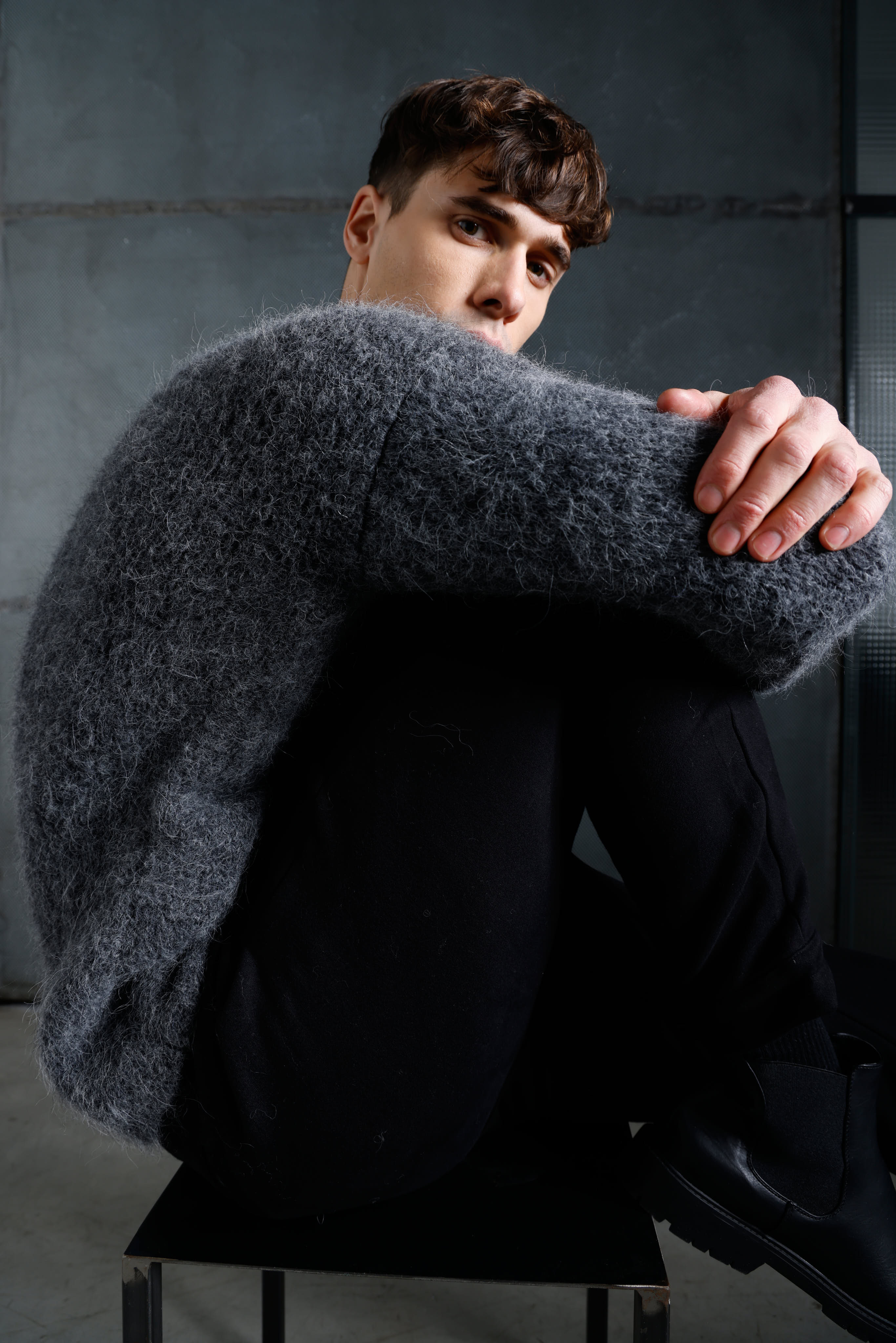 Men's crew neck sweater MKN083