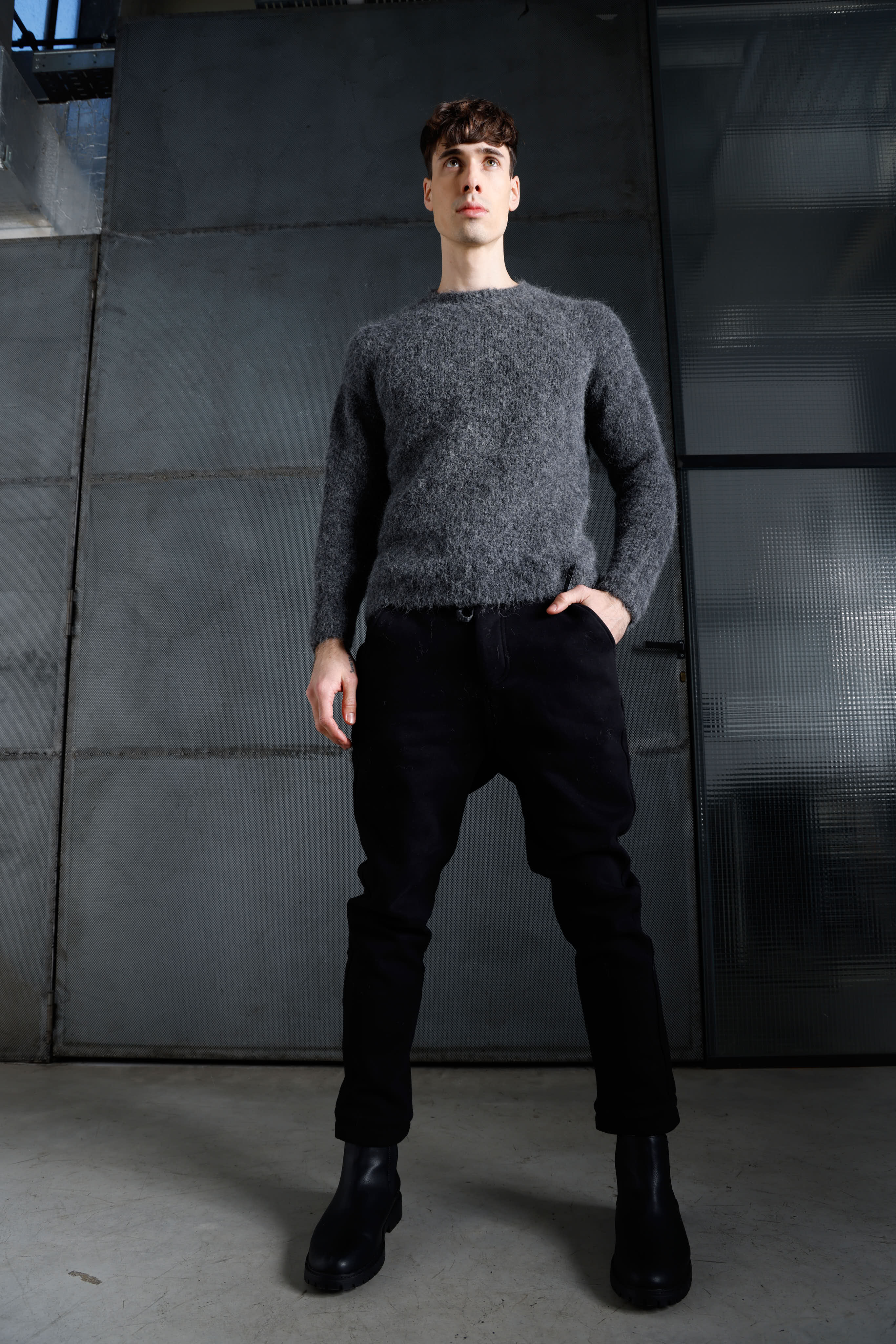 Men's crew neck sweater MKN083