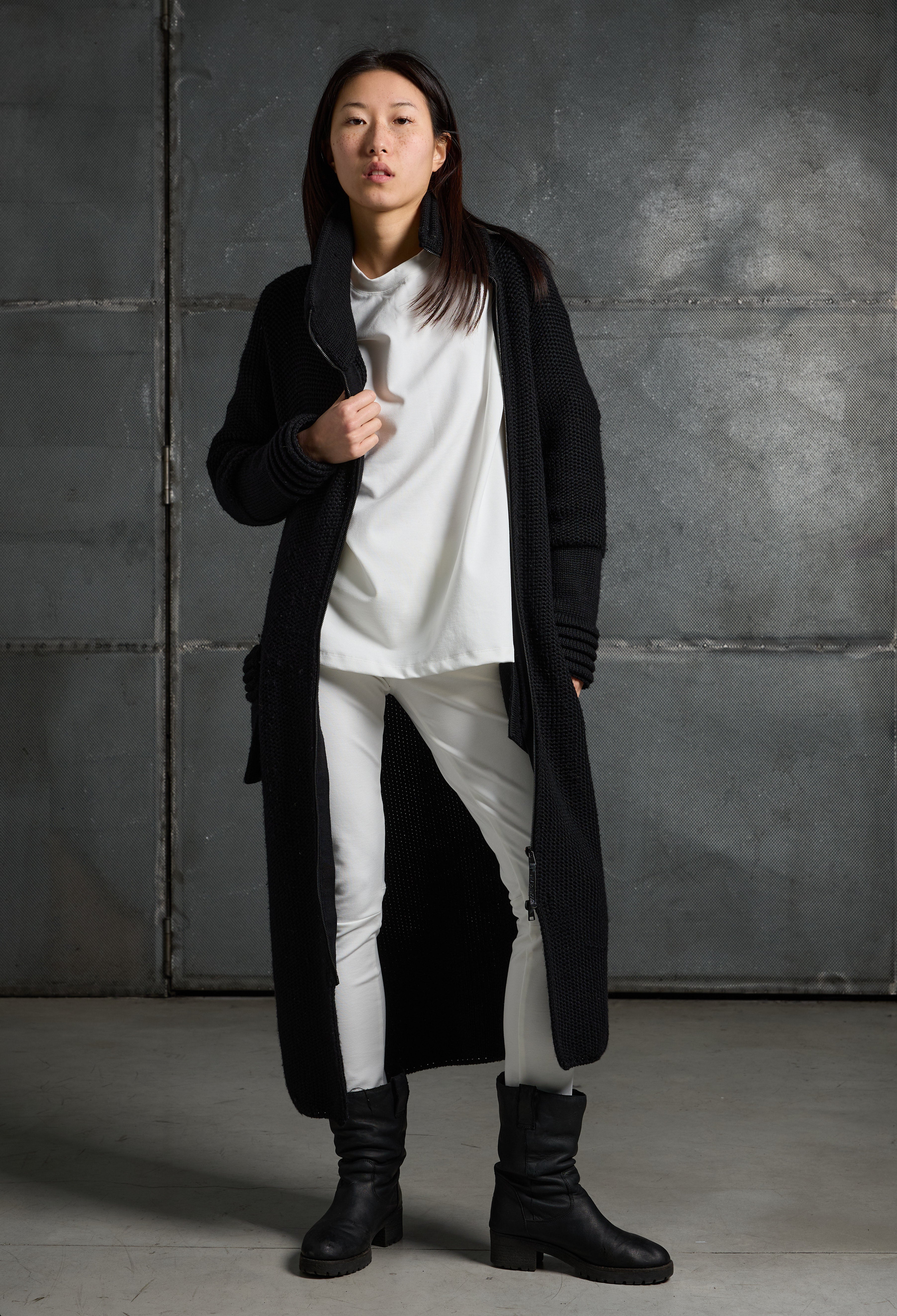 Women's wool cardigan LKC001