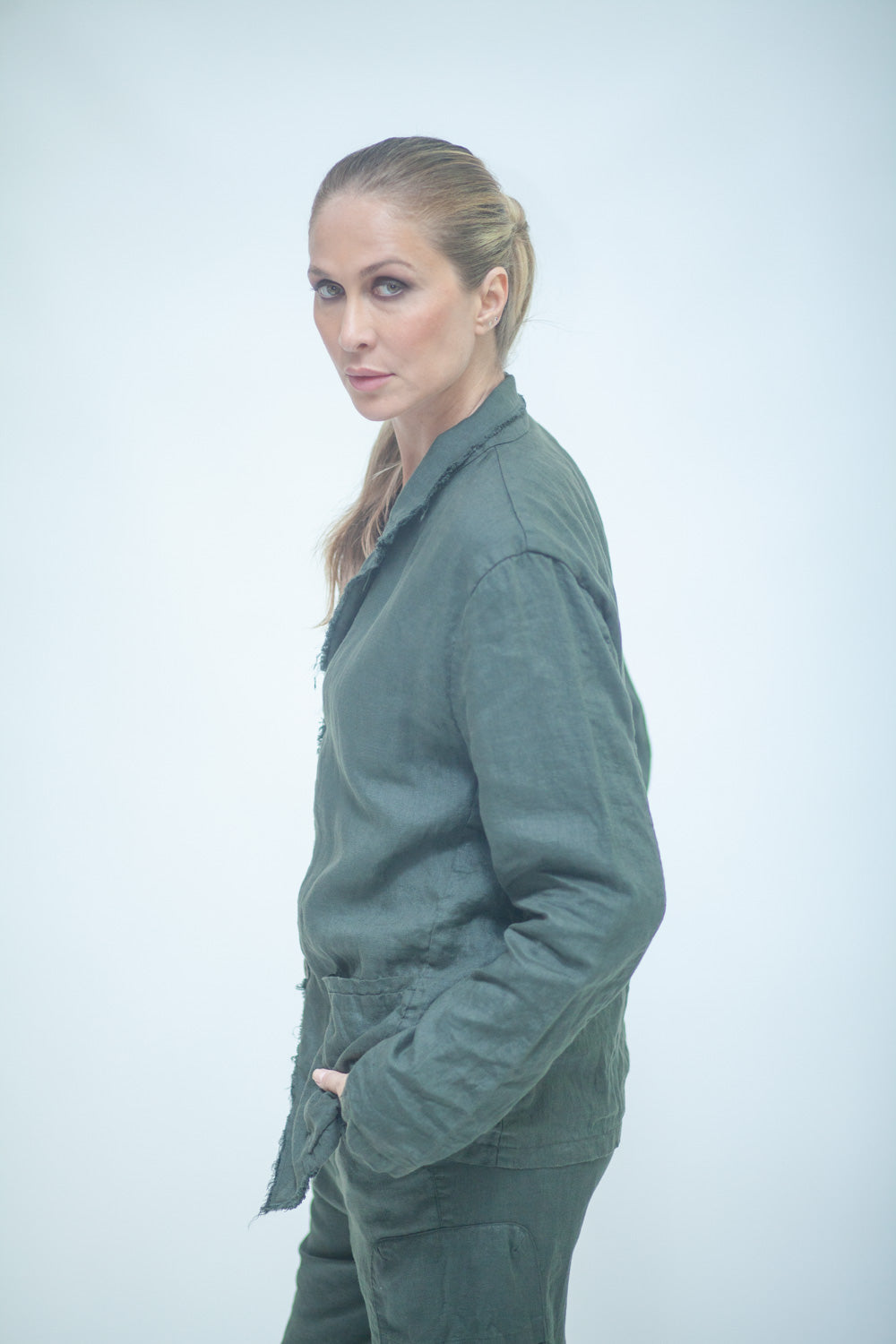 Women's linen shirt jacket LMJA035 W045