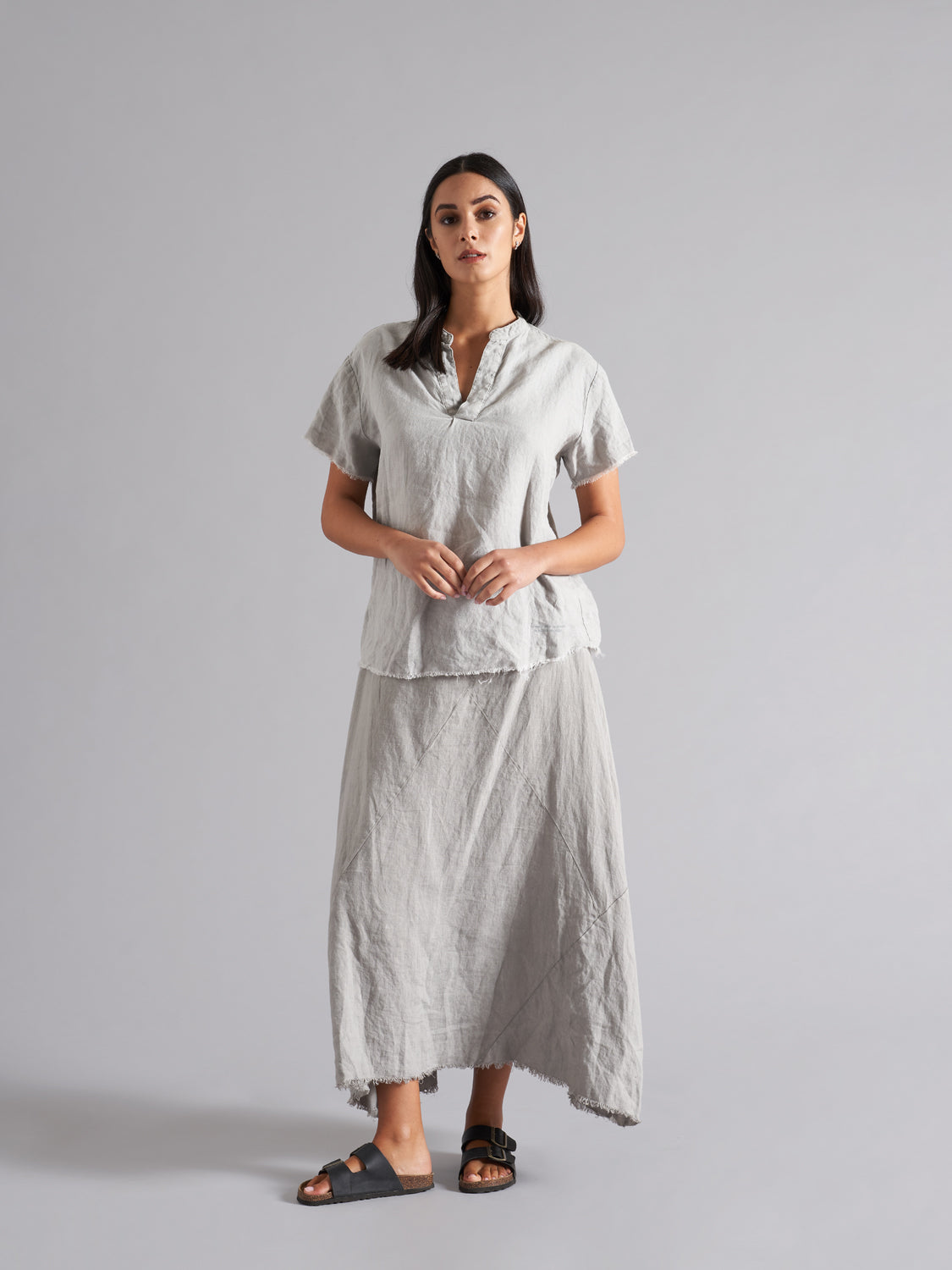 Short-sleeved linen shirt