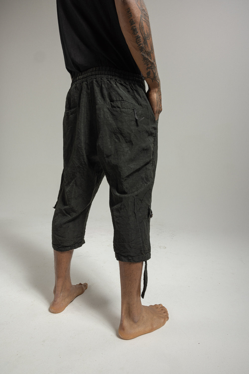 Men's linen Bermuda shorts MBE036 W138