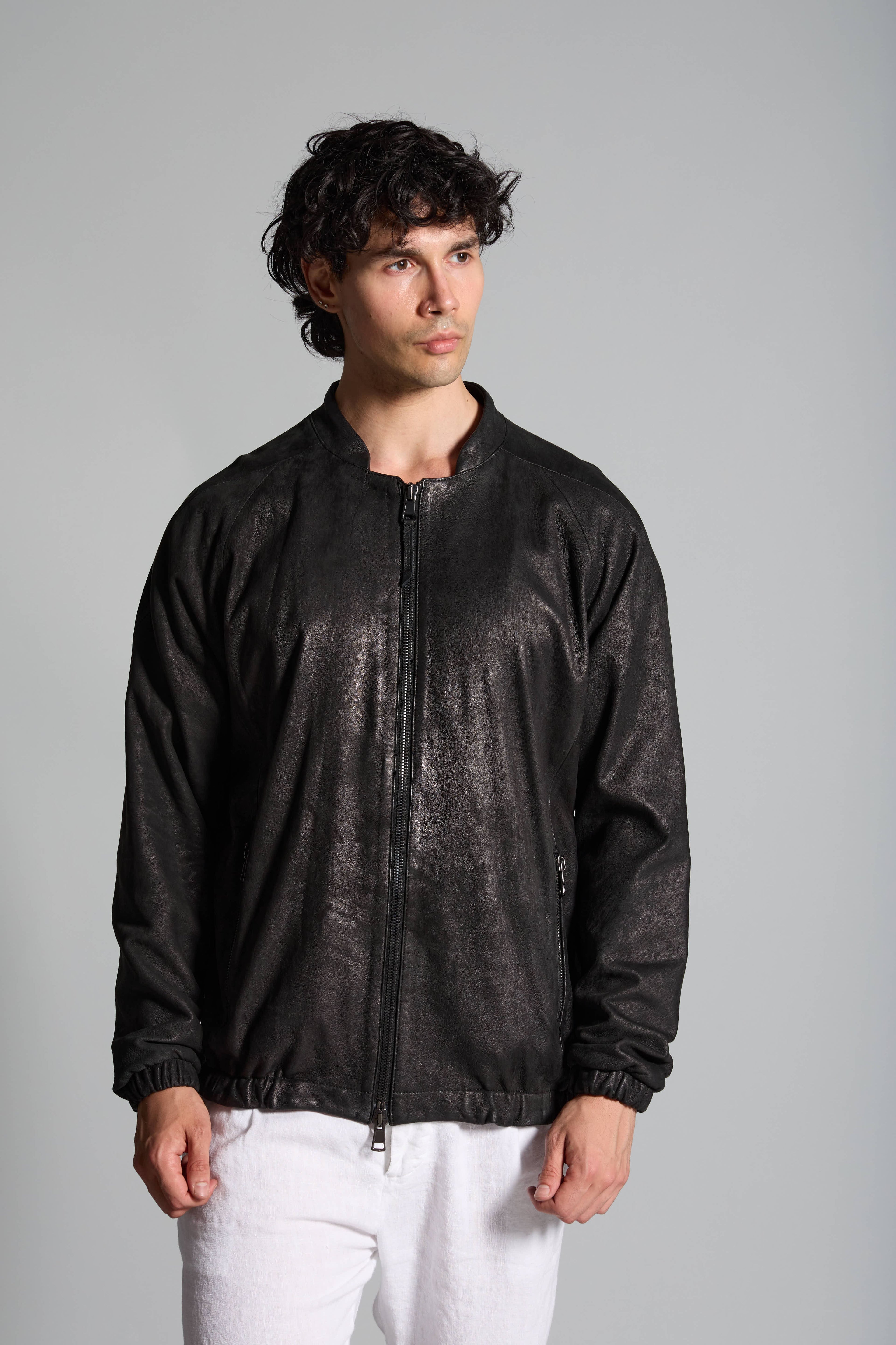 MEN'S LEATHER JACKET MJL065