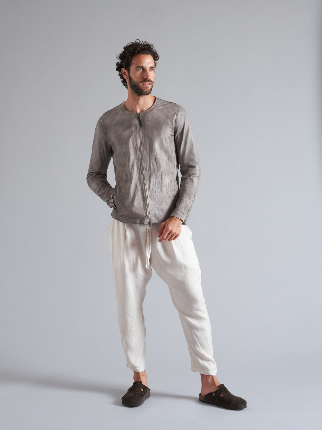 Men's cupro trousers MPA020 W121.
