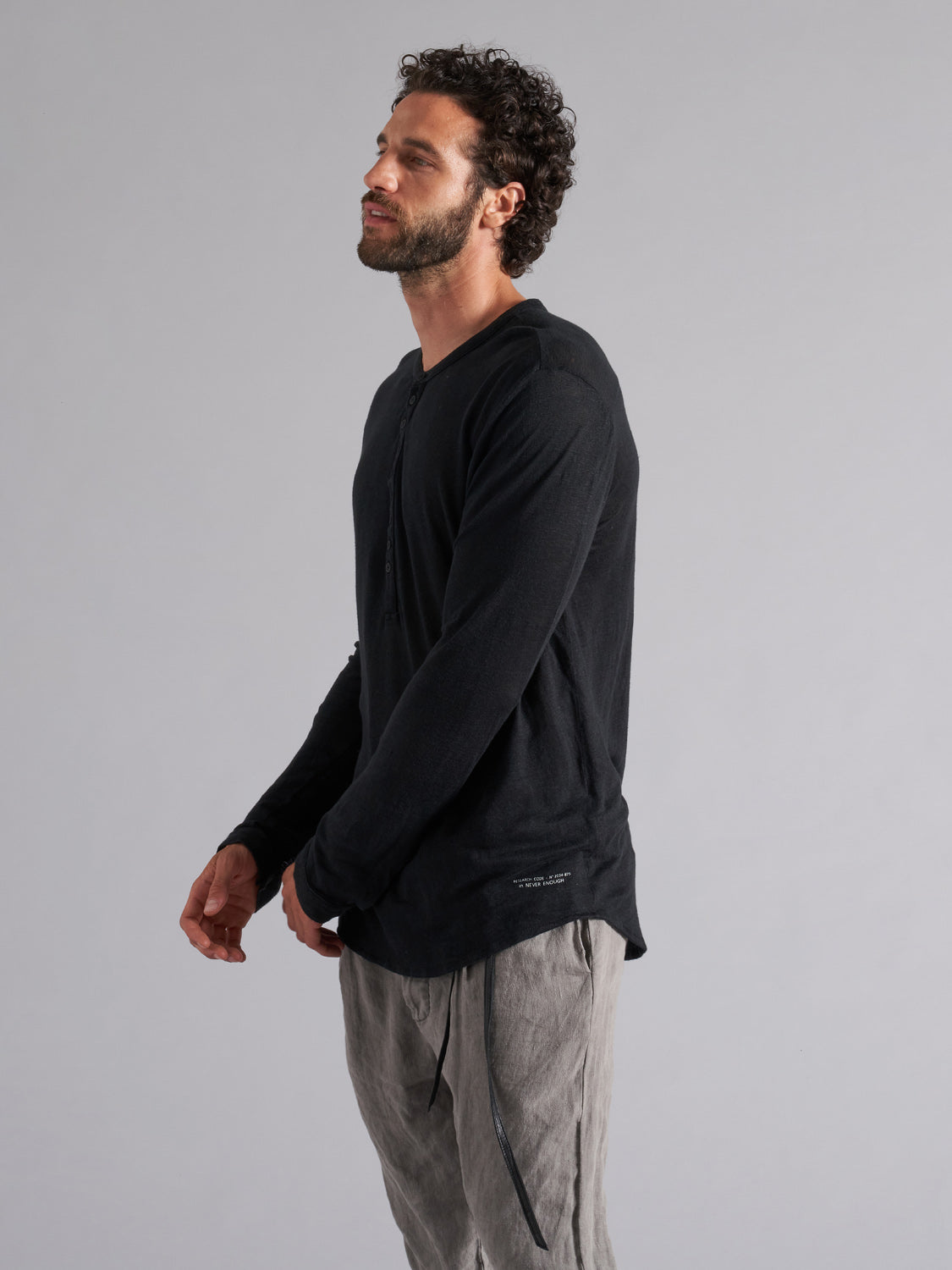 Long-sleeve linen sweater MTL019