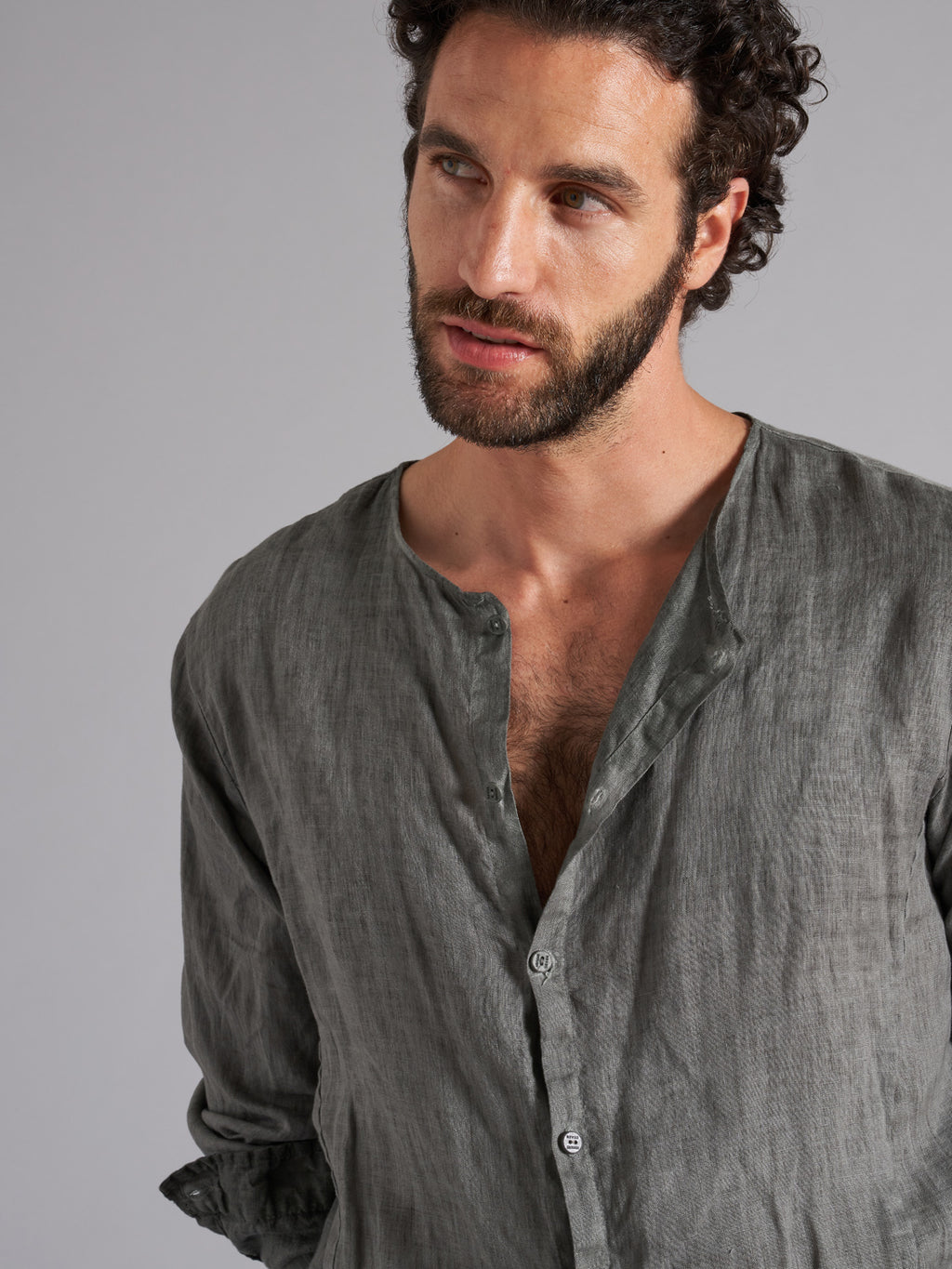 Long-sleeved linen shirt MSL023