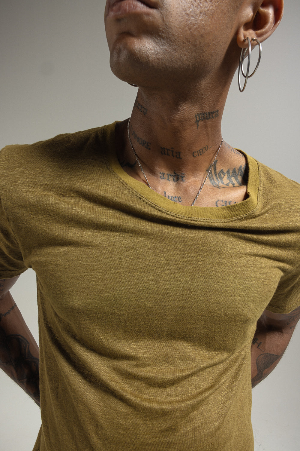 MEN'S SHORT-SLEEVED LINEN T-SHIRT MTH068 K346